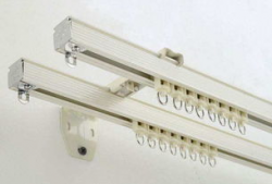 窗帘轨道安装视频,轻松掌握家居美化技巧